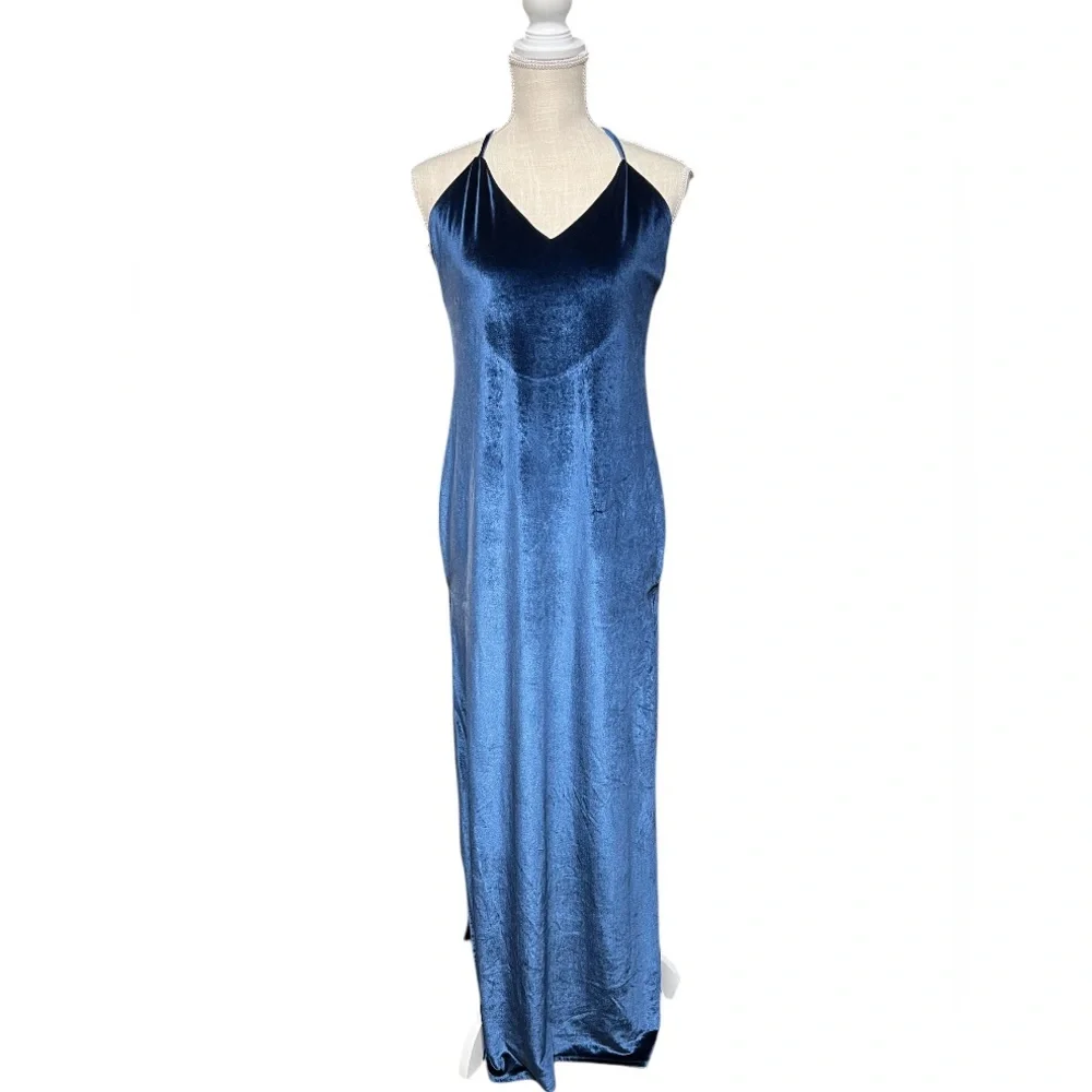 NBD Revolve Deep Maxi Velvet Dress - Picture 3 of 6